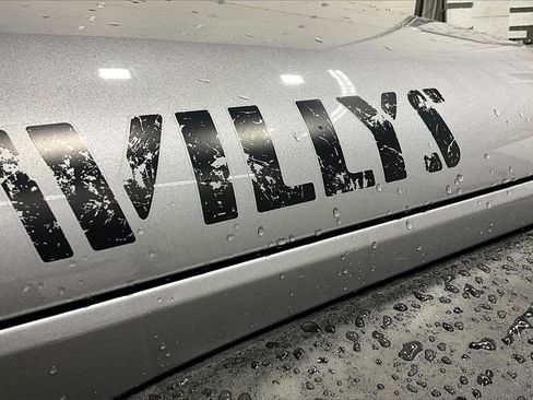 Used 2017 Jeep Wrangler Sport image 22