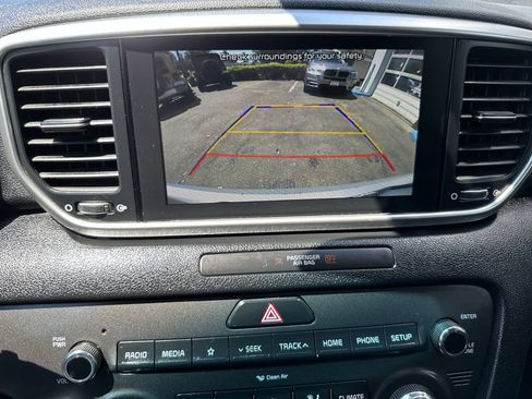 Used 2020 Kia Sportage LX w/ LX Popular Package AWD/4WD image 13