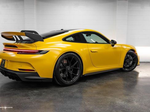 Used 2022 Porsche 911 GT3 RWD image 13