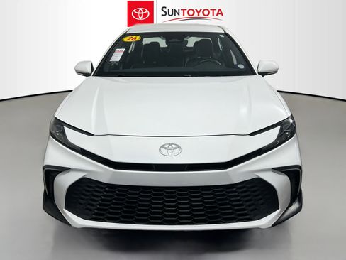 Used 2026 Toyota Camry SE w/ Multimedia Upgrade Package FWD image 10