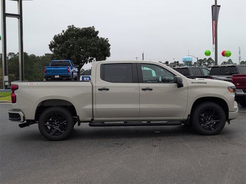 New 2026 Chevrolet Silverado 1500 Custom image 6