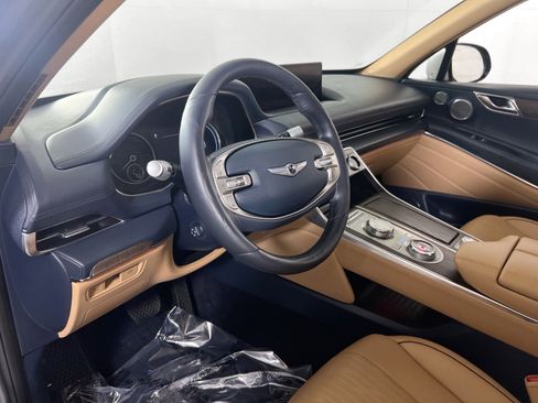 Used 2023 Genesis GV80 2.5T w/ Advanced Package image 9