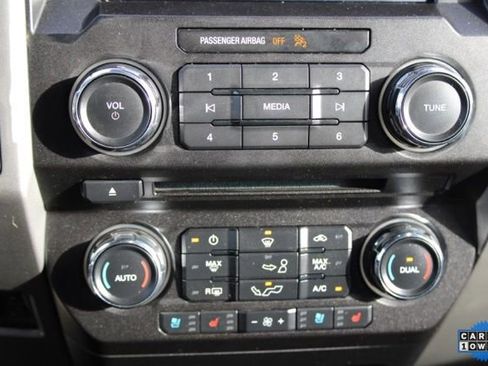 Used 2018 Ford F150 Lariat image 17