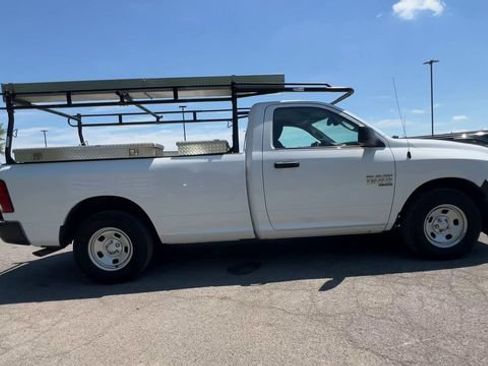 Used 2023 RAM 1500 Tradesman w/ Electronics Group RWD image 9