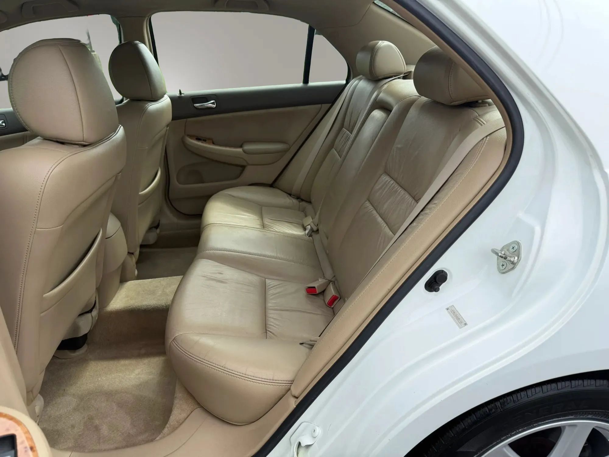 Used 2004 Honda Accord EX image 3