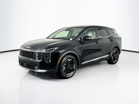 Used 2026 Kia Sportage EX FWD image 3