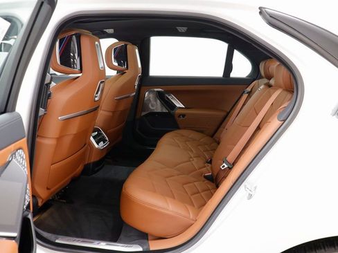 New 2026 BMW 750e xDrive w/ Executive Package AWD/4WD image 16