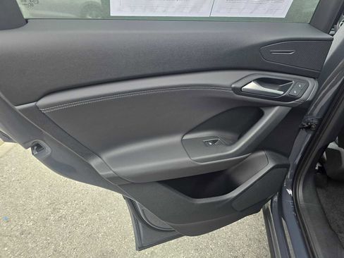 Used 2025 Audi Q6 e-tron Premium w/ Convenience Package image 20