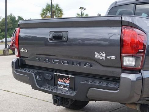 Used 2023 Toyota Tacoma SR image 5