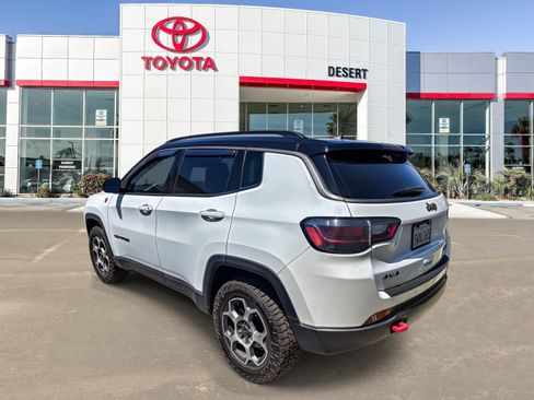 Used 2022 Jeep Compass Trailhawk w/ Trailhawk Elite Group AWD/4WD image 5