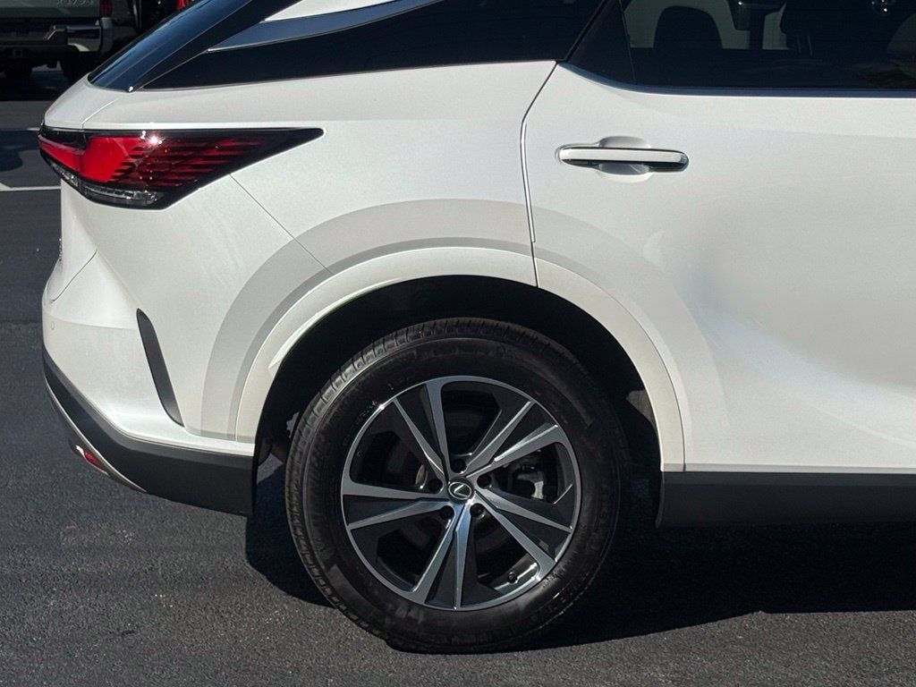 Used 2023 Lexus RX 350 Premium w/ Accessory Package (Z1) AWD/4WD image 9