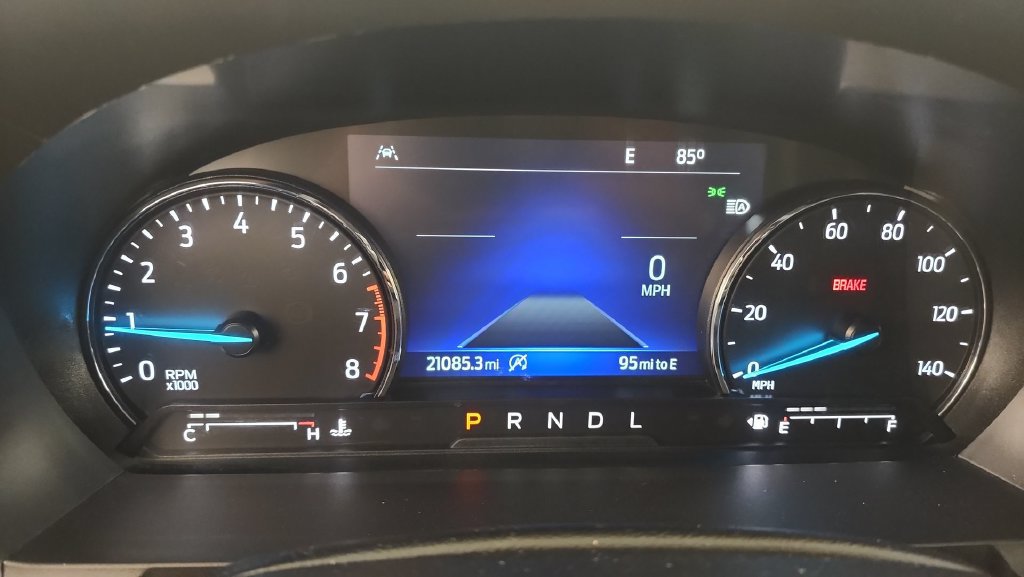Used 2024 Ford Explorer XLT w/ Equipment Group 202A AWD/4WD image 12
