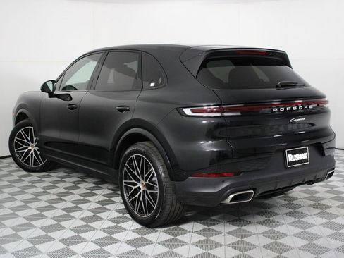 New 2026 Porsche Cayenne image 3