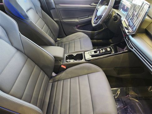 New 2026 Volkswagen Golf image 18