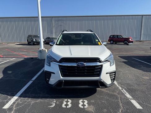 Used 2023 Subaru Ascent Limited w/ Technology Package image 2