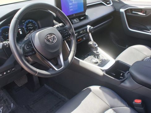 Used 2023 Toyota RAV4 XSE AWD/4WD image 14