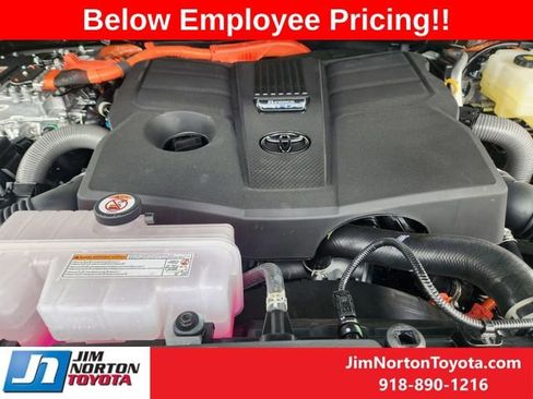 New 2026 Toyota Tundra Limited AWD/4WD image 11