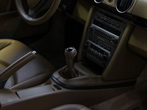 Used 2007 Porsche Cayman image 16