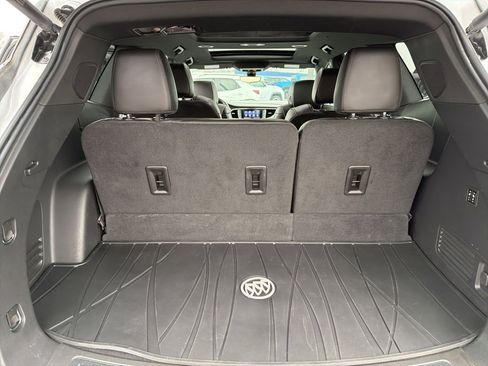 Used 2024 Buick Enclave Avenir w/ Avenir Technology Package image 31