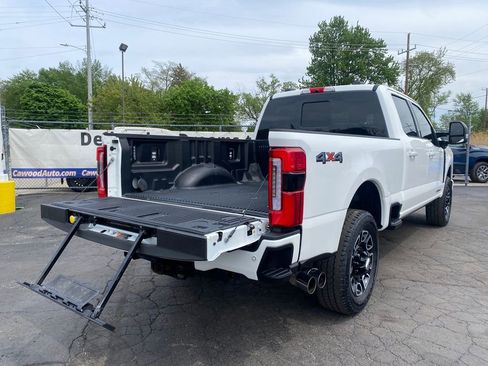 Used 2025 Ford F250 Platinum AWD/4WD image 5