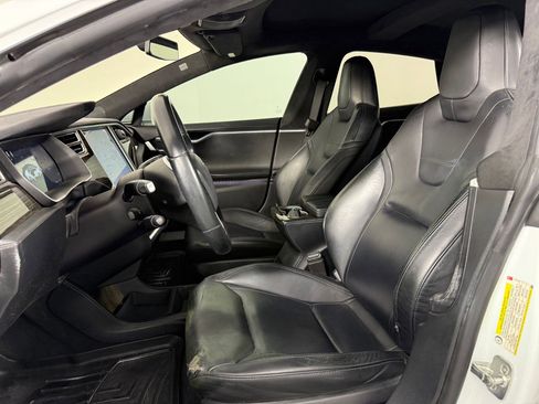 Used 2016 Tesla Model S 70D image 5