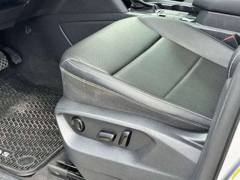 Used 2023 Volkswagen Atlas SE image 19