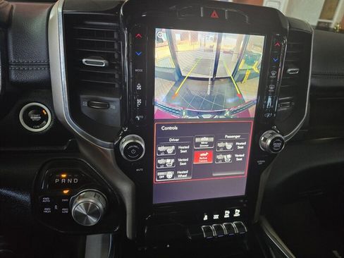 Used 2019 RAM 1500 Laramie w/ Sport Appearance Package image 18