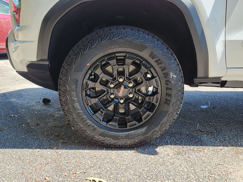 New 2026 GMC Canyon Elevation w/ Convenience Package image 35