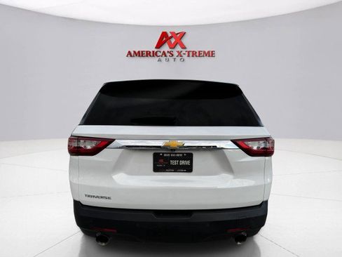 Used 2020 Chevrolet Traverse LT image 4