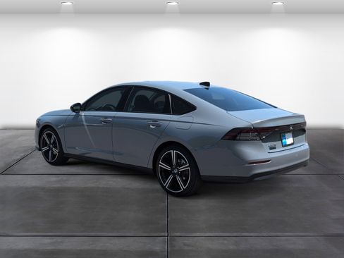 New 2026 Honda Accord SE image 3