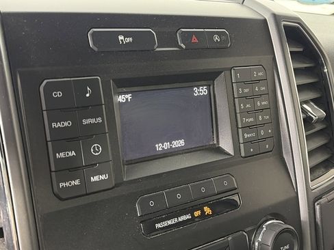 Used 2017 Ford F150 XLT w/ Trailer Tow Package image 19