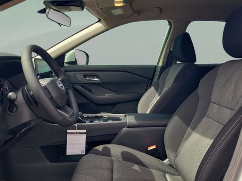 New 2026 Nissan Rogue SV w/ Cold Weather Package image 17