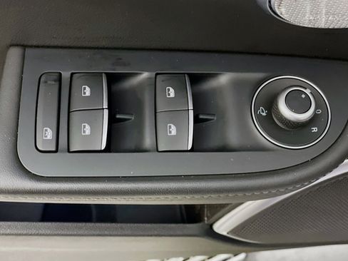 Used 2022 Alfa Romeo Giulia Ti image 15