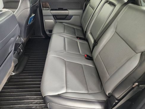 Used 2021 Ford F150 Lariat w/ Equipment Group 501A Mid AWD/4WD image 33