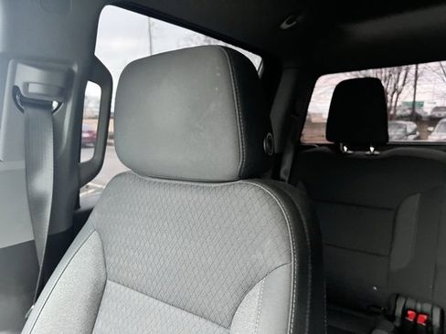 Used 2022 Chevrolet Silverado 1500 LT image 16