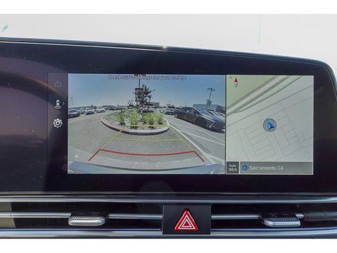 Used 2026 Hyundai Elantra SEL FWD image 24