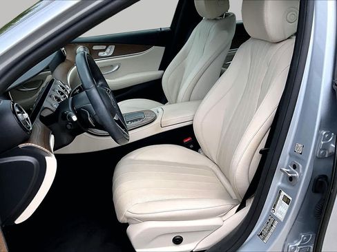Used 2023 Mercedes-Benz E 350 Sedan image 8