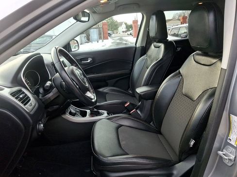 Used 2020 Jeep Compass Latitude image 13