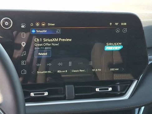 Used 2025 Chevrolet Equinox LT FWD image 16
