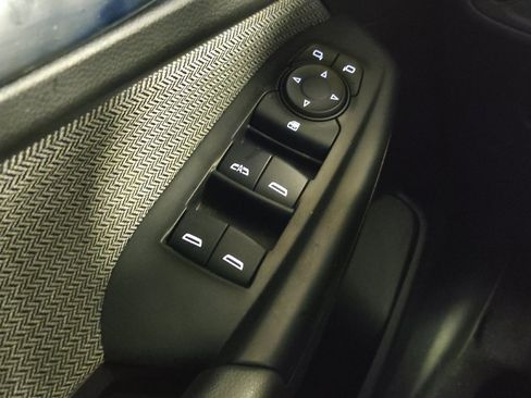 Used 2021 Chevrolet TrailBlazer LT w/ Convenience Package FWD image 27