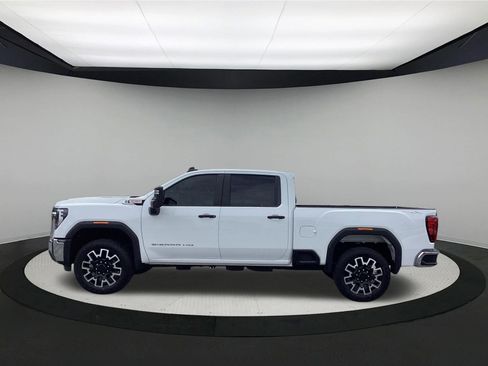 Used 2024 GMC Sierra 2500 Pro AWD/4WD image 5