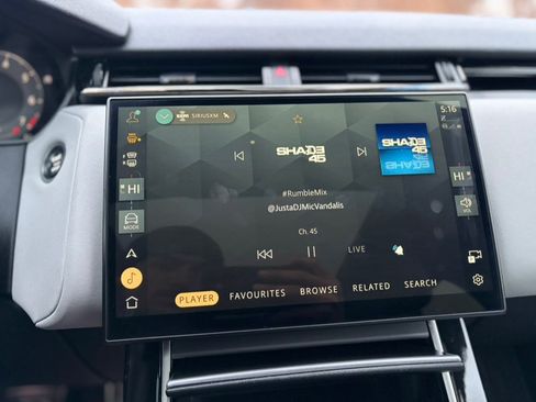 Used 2024 Land Rover Range Rover Velar Dynamic SE image 35