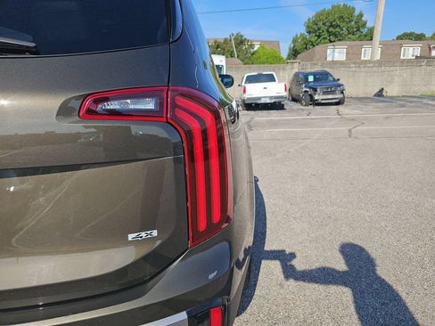 Used 2025 Kia Telluride S AWD/4WD image 35
