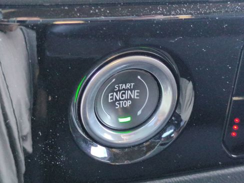 Used 2023 Chevrolet Silverado 1500 LT image 27