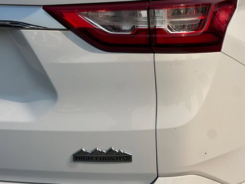 Used 2019 Chevrolet Traverse High Country AWD/4WD image 31