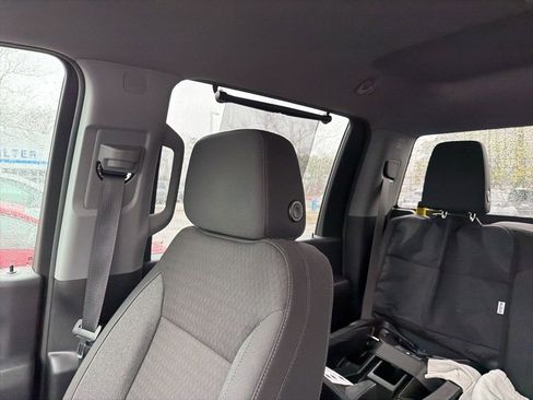 Used 2024 Chevrolet Silverado 2500 Custom w/ Custom Value Package image 7