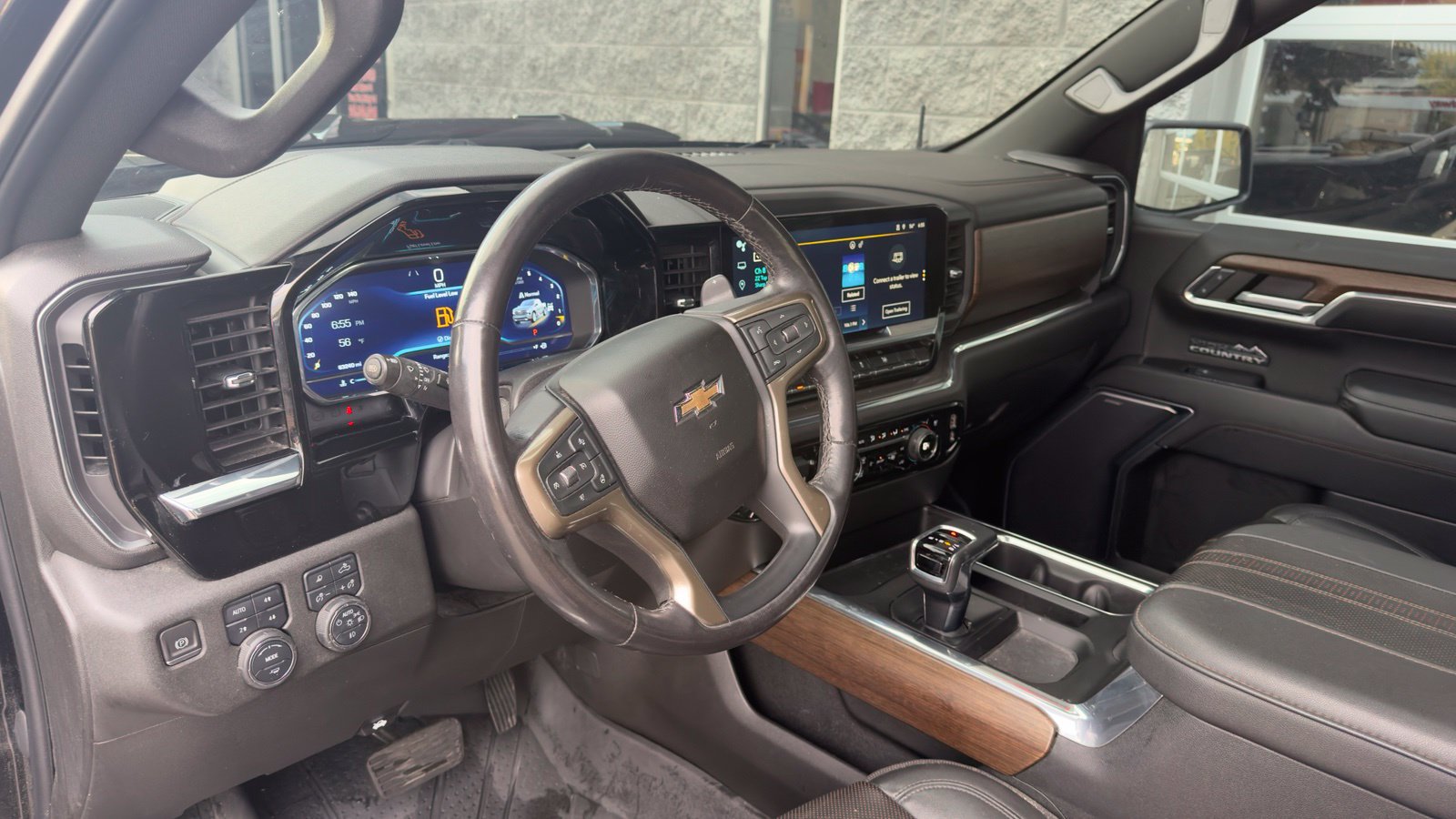 Used 2023 Chevrolet Silverado 1500 High Country AWD/4WD image 12