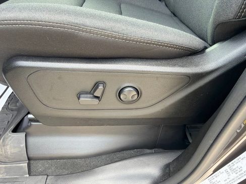 Used 2023 RAM 1500 Big Horn AWD/4WD image 20