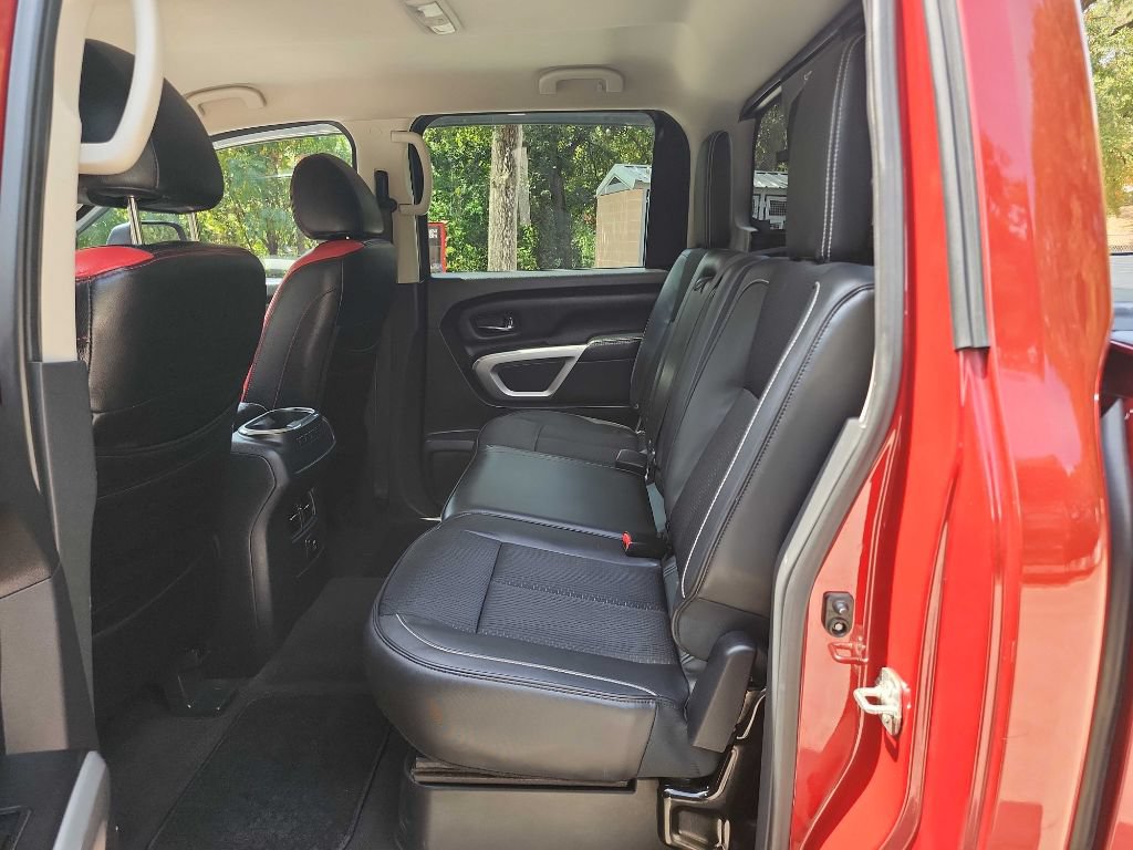 Used 2017 Nissan Titan PRO-4X AWD/4WD image 31