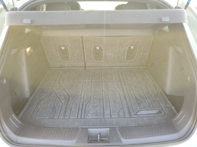Used 2024 Chevrolet Trax RS w/ Sunroof Package FWD image 9